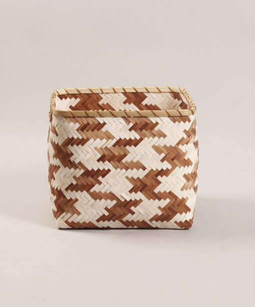 Eco-friendly Hand-Woven Baskets With High Quality From Vietnam NB 09 05 104 1