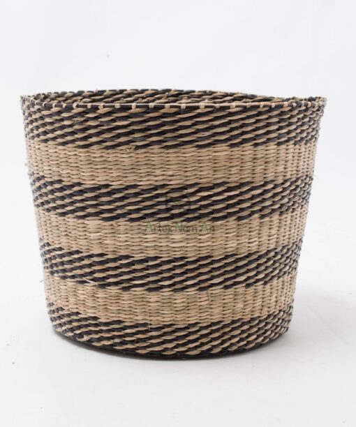 Set Of 2 Seagrass Baskets From Vietnam SG 06 05 438 01