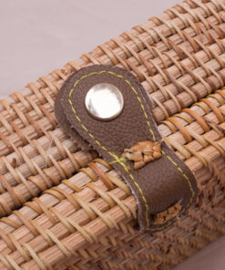 Small MOQ Products Rectangle Vintage Fashion For Women R 38 11 001 04