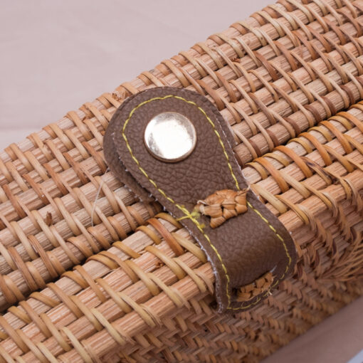 Small MOQ Products Rectangle Vintage Fashion For Women R 38 11 001 04