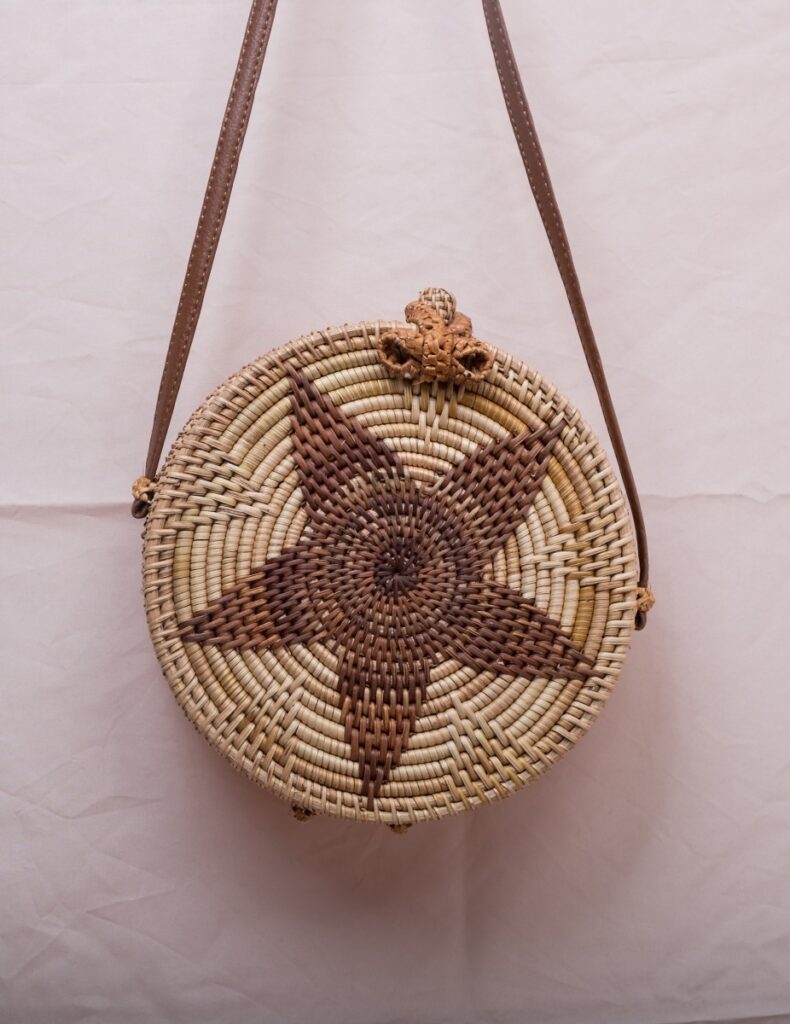 Small MOQ Products Round Vintage Star Pattern Rattan Bag Vietnam R 38 11 001 03