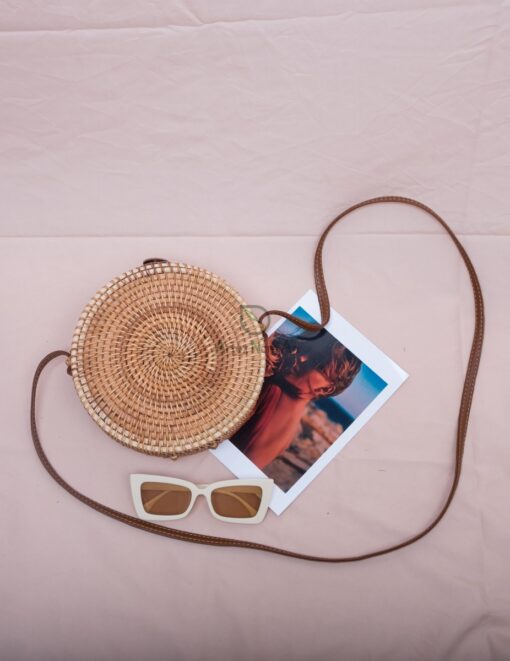 Small MOQ round vintage beach 20x8 cm round straw bag rattan beach bag rattan woven bag R 42 11 001 01