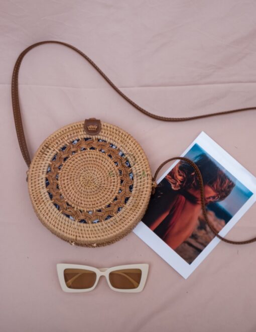 hot trend products round vintage twist pattern 20x8 cm rattan bag straw cosmetic bag rattan woven bag R 42 11 002 01