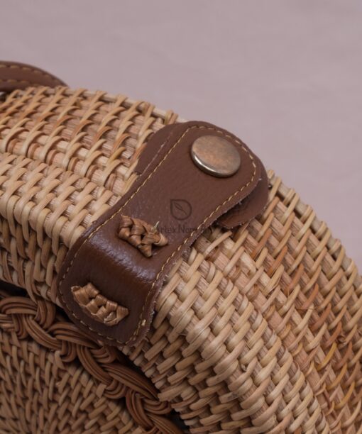 hot trend products round vintage twist pattern 20x8 cm rattan bag straw cosmetic bag rattan woven bag R 42 11 002 01