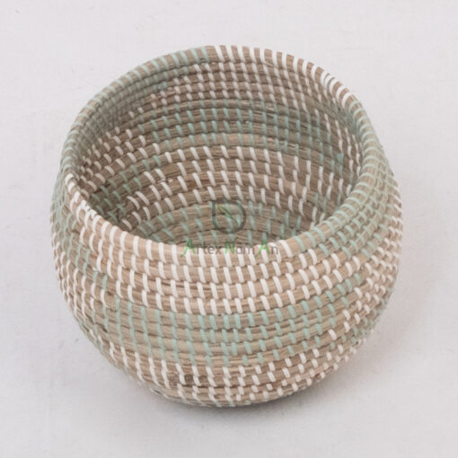 Eco Friendly Mini Round Woven Seagrass Indoor Planter Pot SG 09 05 455 01