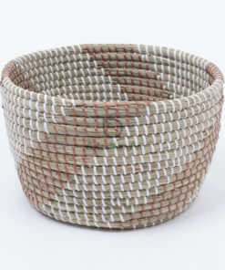 Elegant seagrass woven storage basket SG 09 05 420 01