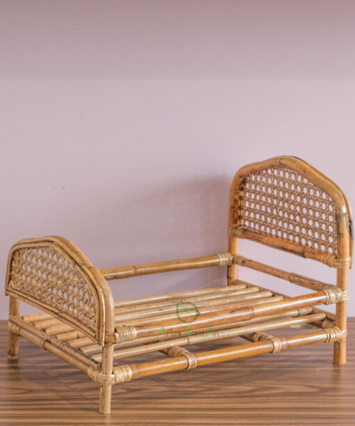 Lovely Modern Doll House Furniture Baby Toys Rattan Doll Beds RA 30 24 004 01