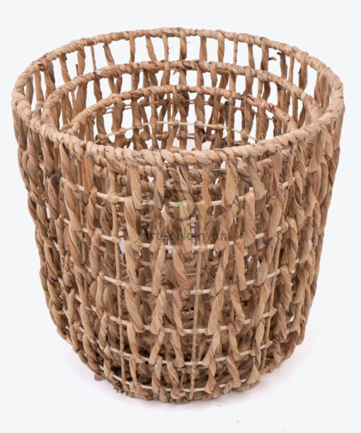 Round Water Hyacinth Hamper With Metal Frame W 06 05 324 01