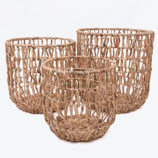 Round Water Hyacinth Hamper With Metal Frame W 06 05 324 01