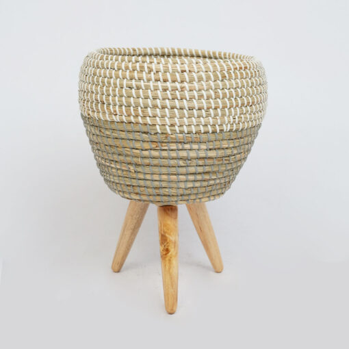 Seagrass Planter With Leg Made in Vietnam WSG 09 16 003 01