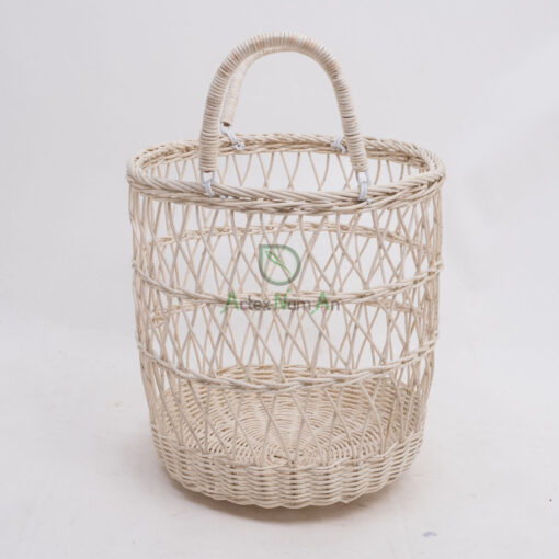 White Woven Rattan Storage Laundry Hamper Basket R 09 05 165 02