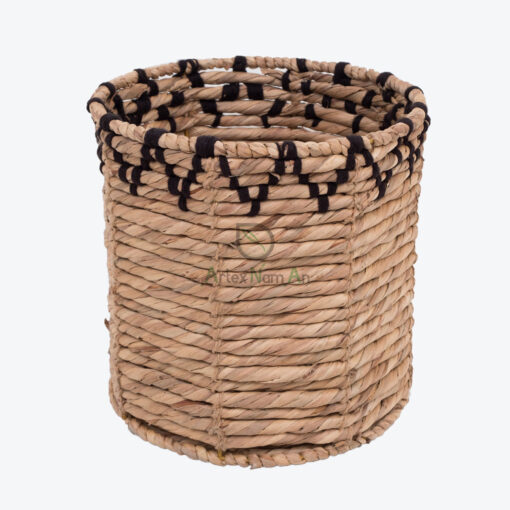 Round Water Hyacinth Hamper