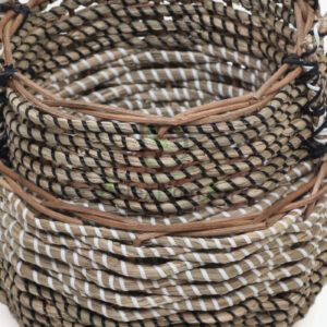 Set of two wholesale seagrass baskets with handles SG 09 05 470 01M
