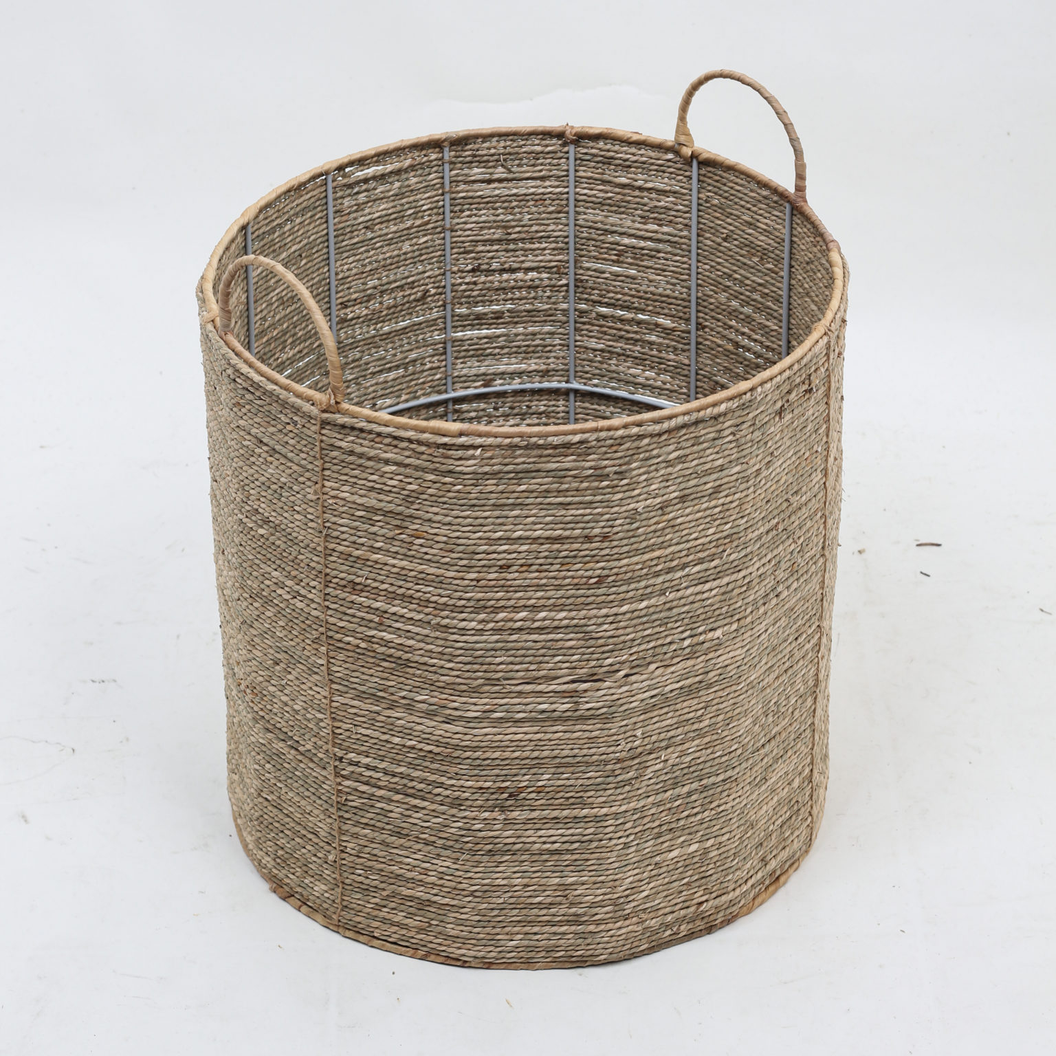 Set of 3 Round Seagrass Storage Bins With Handles