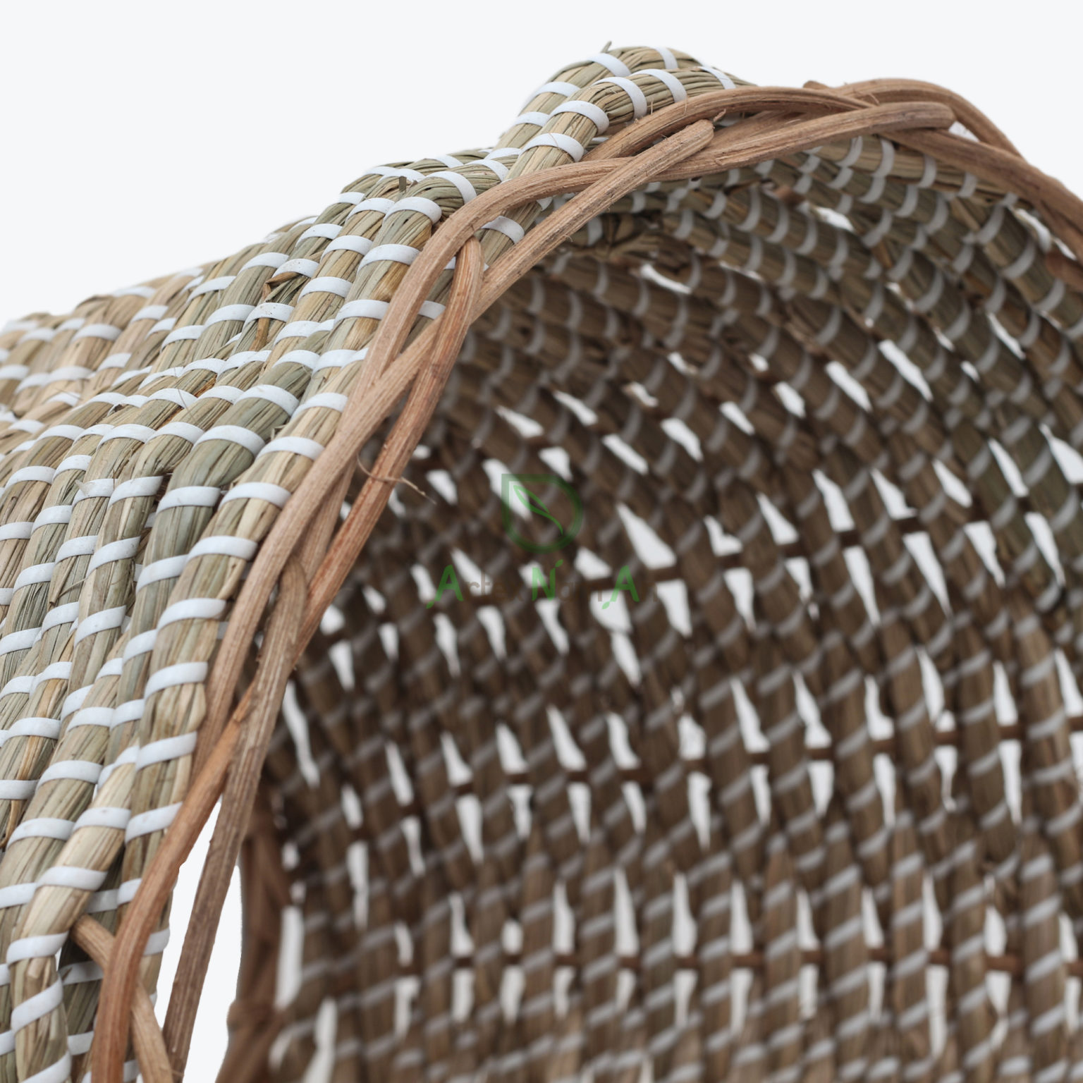 Beautiful Seagrass Hanging Lampshade