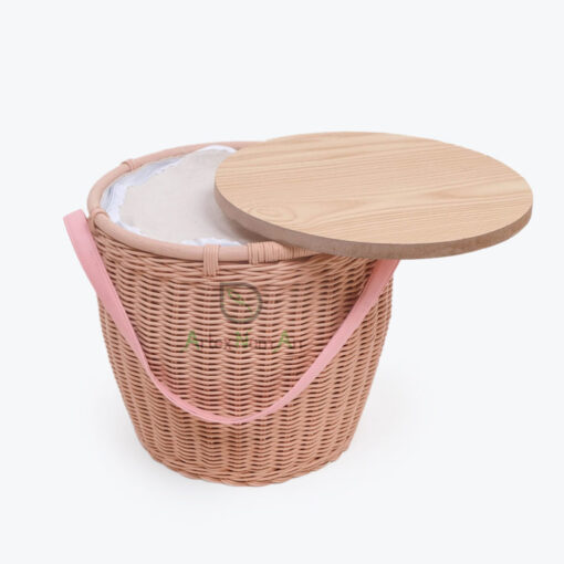 Eco-friendly Round Rattan Picnic Basket with Handle & Lid R 09 05 183 01