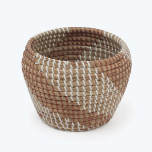 Handcrafted Mini Woven Seagrass Indoor Succulent Pot For Home Decor