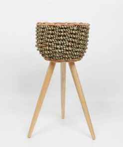 Seagrass planter with removable stands 6