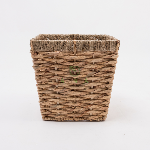 Twisted weave water hyacinth planter with woven seagrass rim