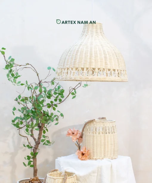 Buy Wholesale Rattan Lampshade/Pendant Lamp in white for Scandinavian, farmhouse, and contemporary décor projects. We welcome bulk orders, OEM/ODM collaborations, and private label projects for retailers, wholesalers, sourcing agents, and HORECA buyers.