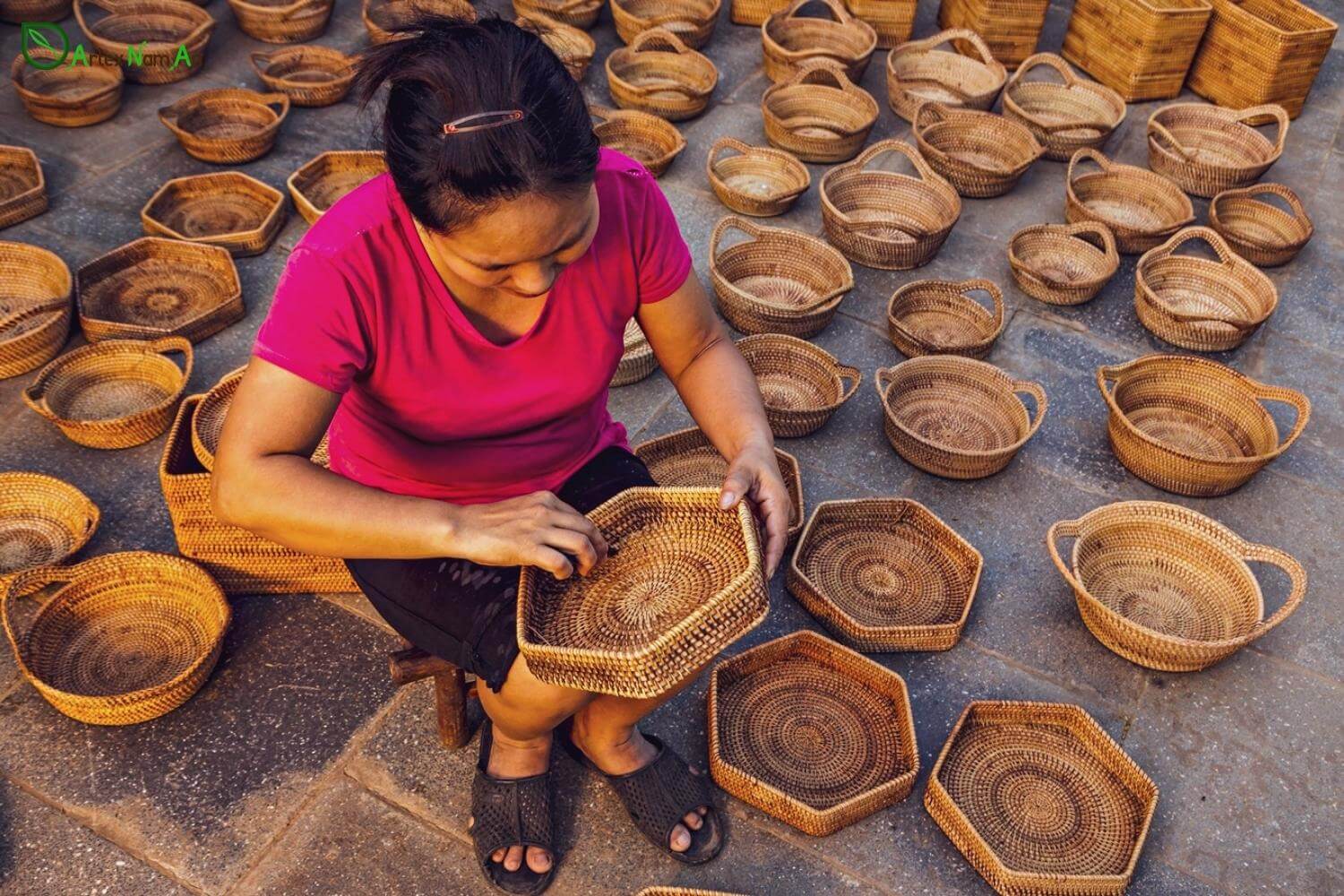 Rattan wicker baskets bulk in Vietnam - Artex Nam An