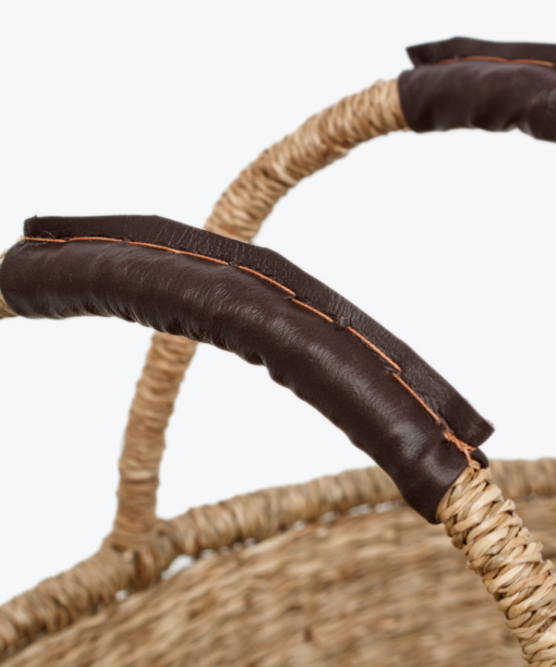 Shop Wholesale Natural Seagrass Kitchen Produce Storage Basket for home organization, outdoor activities, and décor. Biodegradable and handwoven. We welcome bulk orders, OEM/ODM collaborations, and private label projects for retailers, wholesalers, sourcing agents, and HORECA buyers.