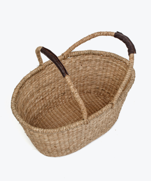 Shop Wholesale Natural Seagrass Kitchen Produce Storage Basket for home organization, outdoor activities, and décor. Biodegradable and handwoven. We welcome bulk orders, OEM/ODM collaborations, and private label projects for retailers, wholesalers, sourcing agents, and HORECA buyers.