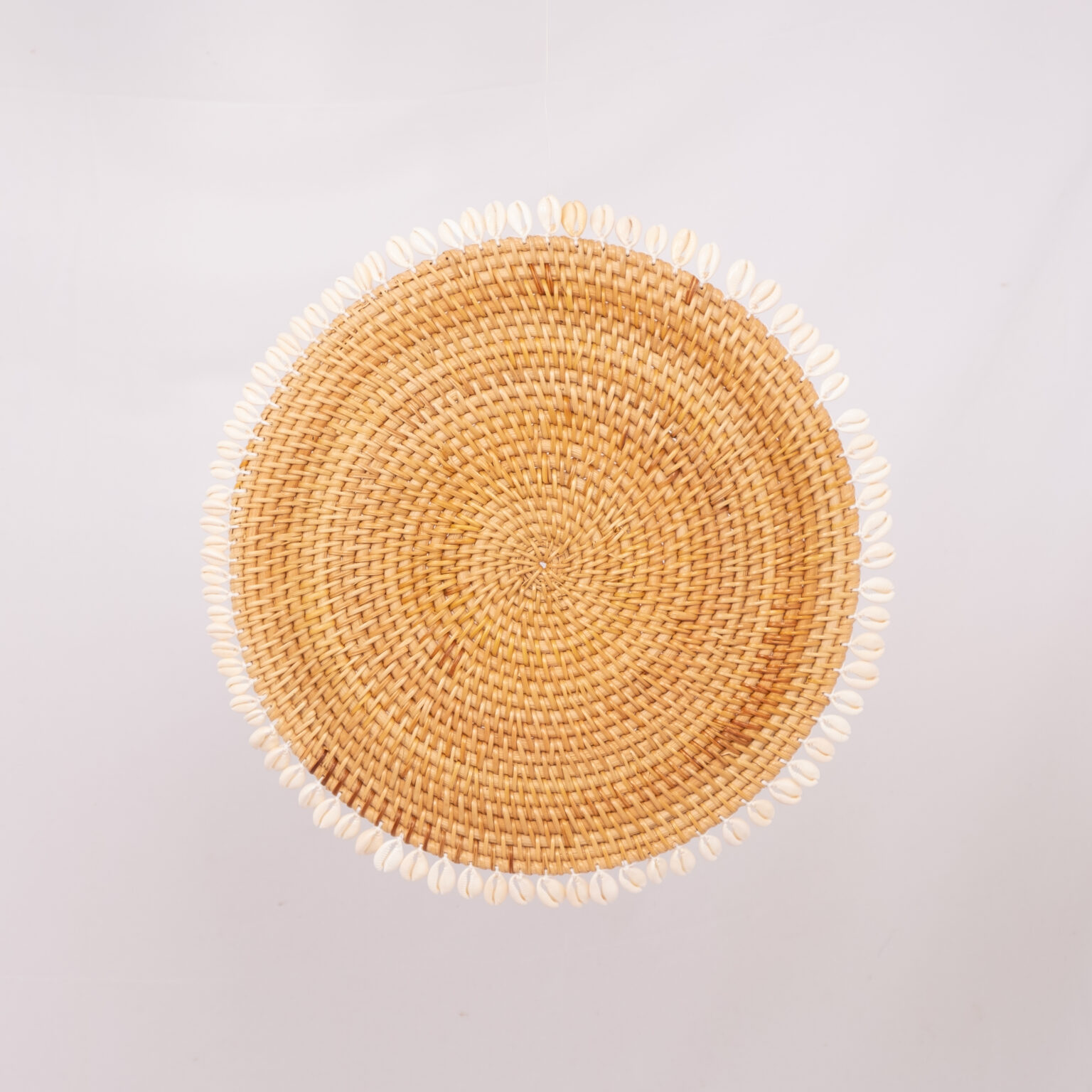 Wholesale Rattan Placemat with Shells Make in Vietnam