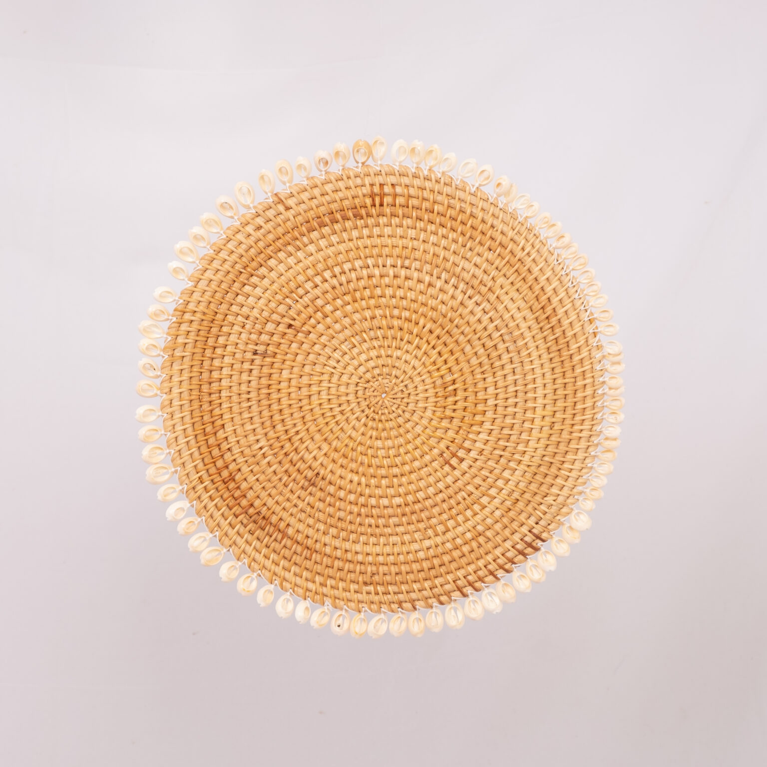 Wholesale Rattan Placemat with Shells Make in Vietnam