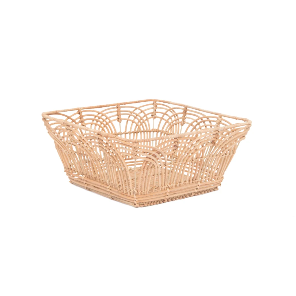 Shop Wholesale Natural Rattan Decorative Storage Basket with metal frame for modern home and office organization. Natural look, sturdy design, and display friendly style. We welcome bulk orders, OEM/ODM collaborations, and private label projects for retailers, wholesalers, sourcing agents, and HORECA buyers.