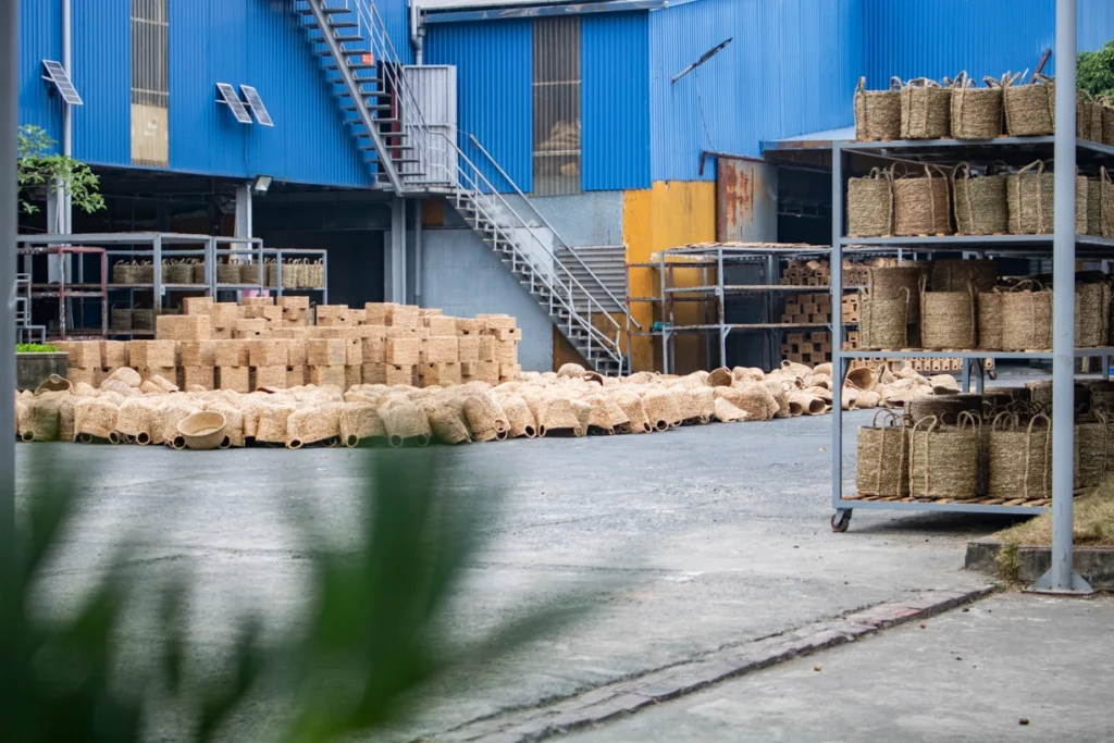 Artex Nam An Handicraft factory for Rattan, Seagrass, Water Hyacinth Decorative & Functional home items such as décor, planters, baskets and multipurpose home pieces.
