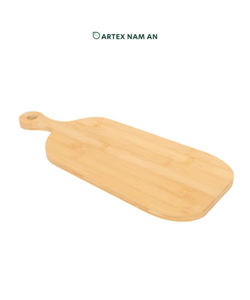 Shop Wholesale Natural Bamboo Cutting Board Serving board Cheese Board in organic shape, FSC certified, non toxic and food safe. Ideal for kitchen, pantry and HORECA service. We welcome bulk orders, OEM/ODM collaborations, and private label projects for retailers, wholesalers, sourcing agents, and HORECA buyers.