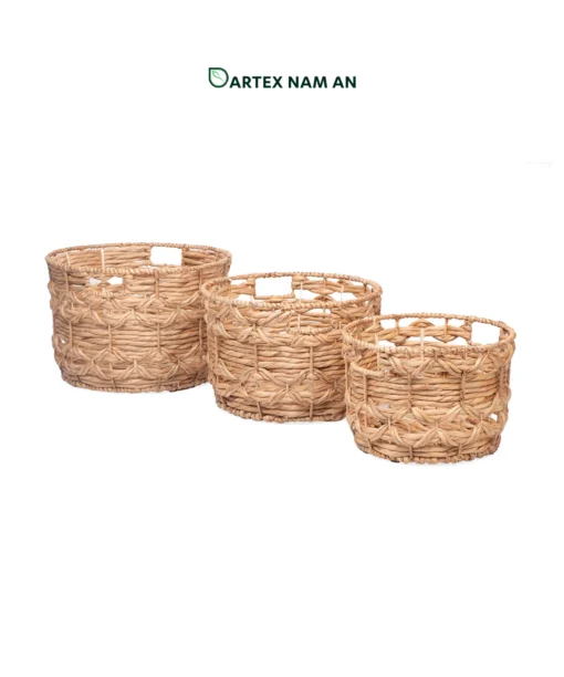 Wholesale Storage Basket made from natural water hyacinth for home, office, HORECA and retail organization in contemporary, modern, coastal and boho chic interiors. We welcome bulk orders, OEM/ODM collaborations and private label projects for retailers, wholesalers, sourcing agents and hospitality buyers.