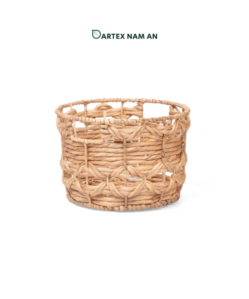 Wholesale Storage Basket made from natural water hyacinth for home, office, HORECA and retail organization in contemporary, modern, coastal and boho chic interiors. We welcome bulk orders, OEM/ODM collaborations and private label projects for retailers, wholesalers, sourcing agents and hospitality buyers.