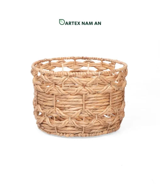 Wholesale Storage Basket made from natural water hyacinth for home, office, HORECA and retail organization in contemporary, modern, coastal and boho chic interiors. We welcome bulk orders, OEM/ODM collaborations and private label projects for retailers, wholesalers, sourcing agents and hospitality buyers.