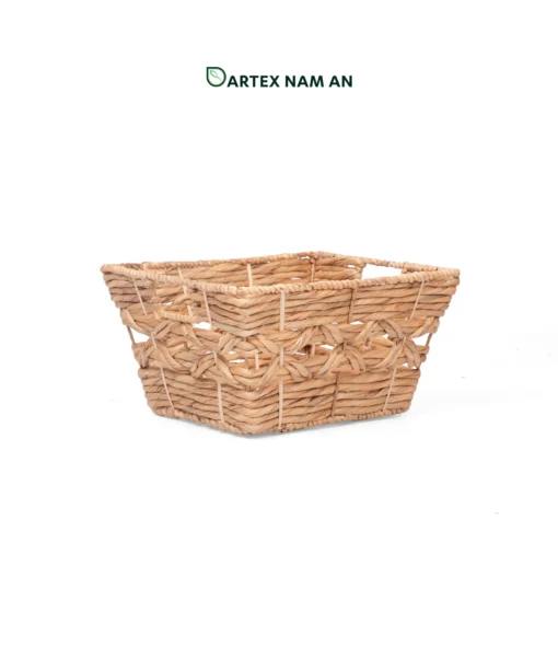 Wholesale Storage Basket made from natural water hyacinth for home, office, HORECA and retail organization. Ideal for contemporary, midcentury, modern, coastal and boho chic interiors. We welcome bulk orders, OEM/ODM collaborations and private label projects for retailers, wholesalers, sourcing agents and HORECA buyers.