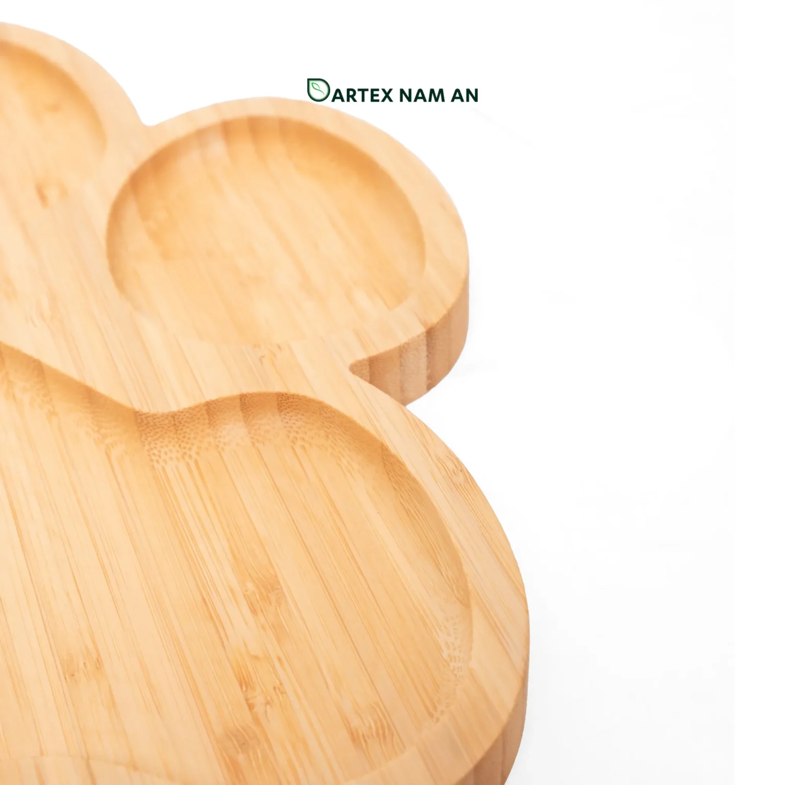 Wholesale Serving Board made from Bamboo, Paw Shaped for Charcuterie, Kitchen and HORECA Dining