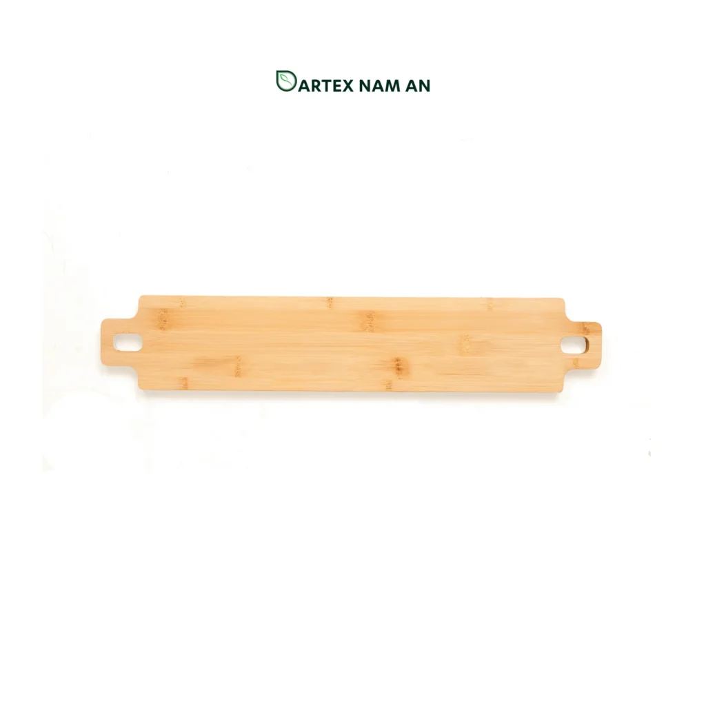 Wholesale Bamboo Serving Tray for charcuterie, lunch and dinner service in minimalist and modern interiors. Ideal for home, hotel, café and restaurant use. We welcome bulk orders, OEM/ODM collaborations and private label projects for retailers, wholesalers, sourcing agents and HORECA buyers.