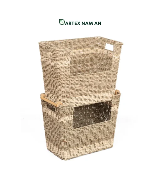Wholesale Laundry Basket made from seagrass and palm leaf with bamboo support for modern home, office, HORECA and retail organization. Ideal for contemporary, coastal and boho chic interiors. We welcome bulk orders, OEM/ODM collaborations and private label projects for retailers, wholesalers, sourcing agents and hospitality buyers.