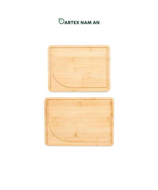 Wholesale Bamboo Serving Tray in a set of 2 with juice groove, suitable for charcuterie, serving and light cutting in home, office and HORECA kitchens. We welcome bulk orders, OEM/ODM collaborations and private label projects for retailers, wholesalers, sourcing agents and hospitality buyers.
