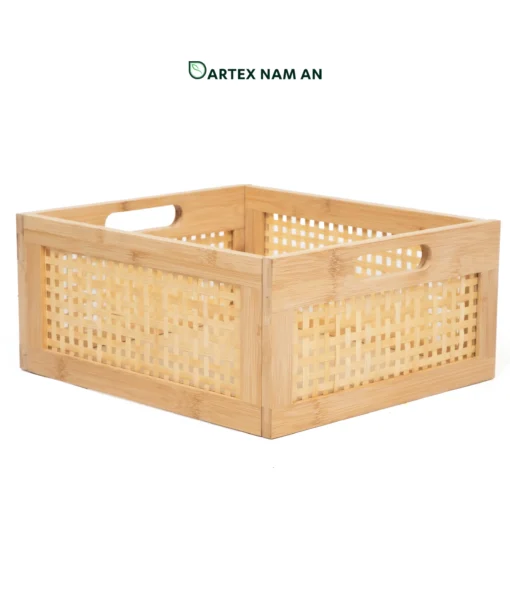 Optimize shipping costs and storage space with our knock-down Wholesale Storage Basket. Crafted from sustainable natural bamboo with breathable woven panels and dual handles. Ideal for HORECA, modern offices, and home retail. Flat-pack design ensures low freight costs. Bulk ready.