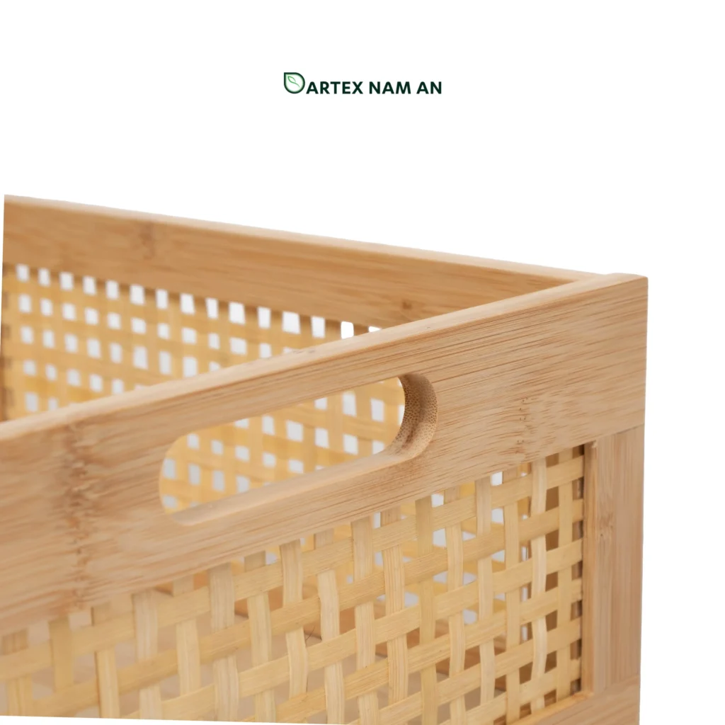 Optimize shipping costs and storage space with our knock-down Wholesale Storage Basket. Crafted from sustainable natural bamboo with breathable woven panels and dual handles. Ideal for HORECA, modern offices, and home retail. Flat-pack design ensures low freight costs. Bulk ready.