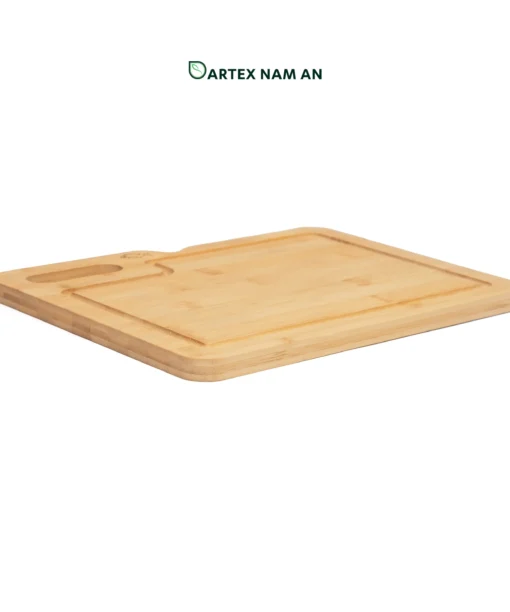 Elevate food safety with our Wholesale Cutting Board made from 100% natural bamboo. Featuring an index tab design for cross-contamination prevention, a perimeter juice groove, and an integrated handle. Perfect for HORECA, retail, and modern office pantries. Sustainable, durable, and bulk-ready.