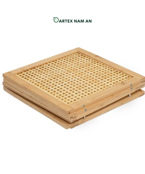 Maximize container space and retail margins with our cube-shaped Wholesale Storage Basket. Crafted from sustainable natural bamboo with breathable woven panels and dual handles. Flat-pack knock-down design ensures ultra-low shipping costs. Perfect for HORECA, offices, and modular shelving units. Bulk ready.