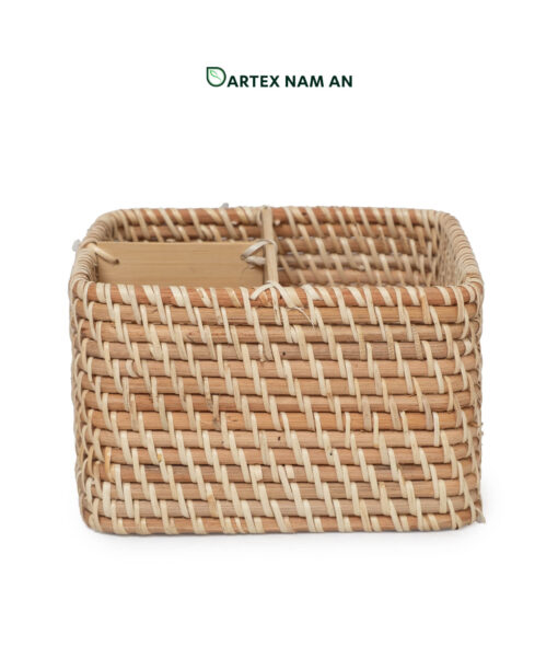 Expand your catalog with our 3-compartment square Wholesale Rattan Basket. Hand-woven from natural rattan with sturdy bamboo dividers. Perfect as a restaurant cutlery holder, office desk organizer, or home vanity caddy. Complements Japandi and Minimalist styles. Bulk sourcing ready.