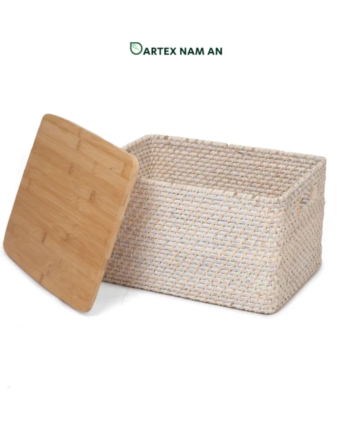 Optimize your storage inventory with our 3-piece nesting Wholesale Rattan Basket set. Hand-woven from washed natural rattan with solid, removable bamboo lids and integrated handles. Ideal for HORECA room amenities, modern offices, and retail shelves. Fits Japandi and Scandinavian decors. Bulk ready.