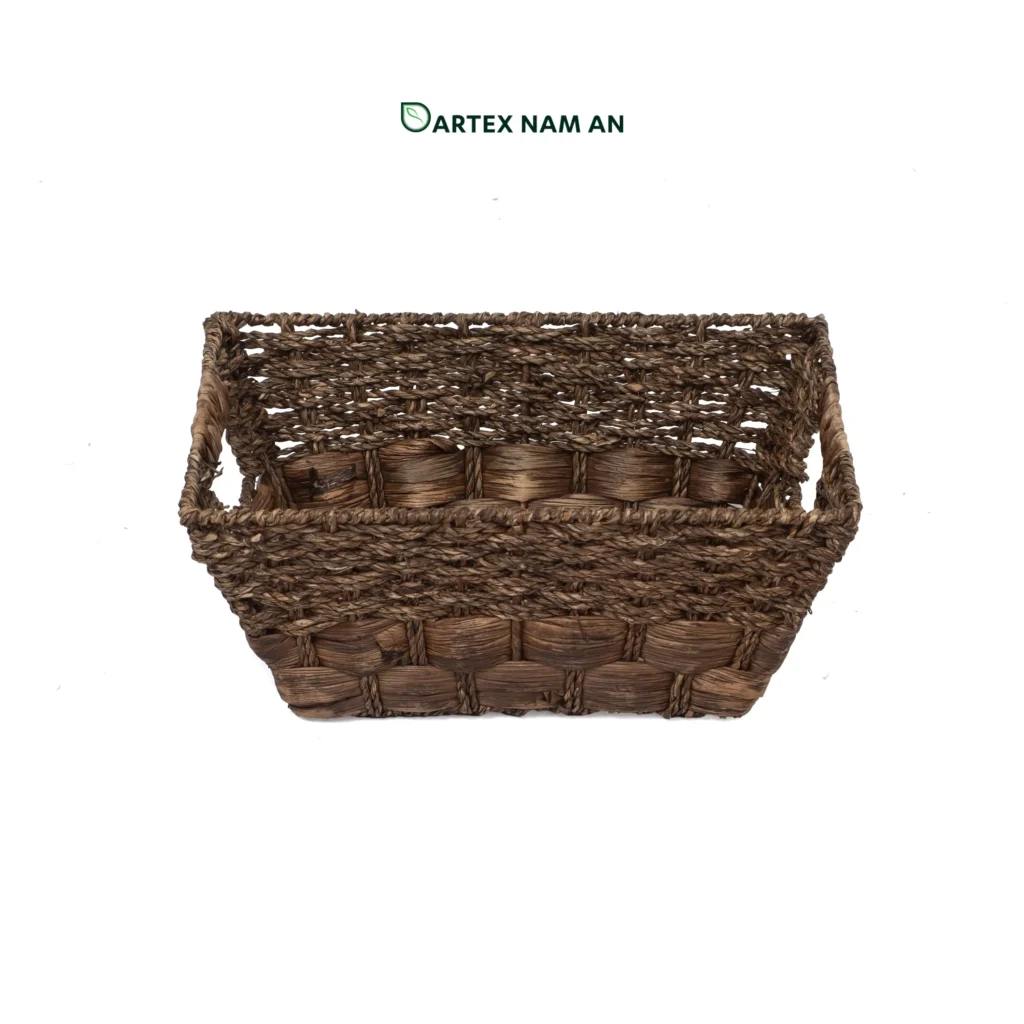 Maximize organizational style with our tapered Wholesale Storage Basket. Handwoven from dark brown seagrass and water hyacinth. Perfect for HORECA room amenities, modern office shelves, and lifestyle retail. Nested design reduces shipping volumes. Bulk ready.