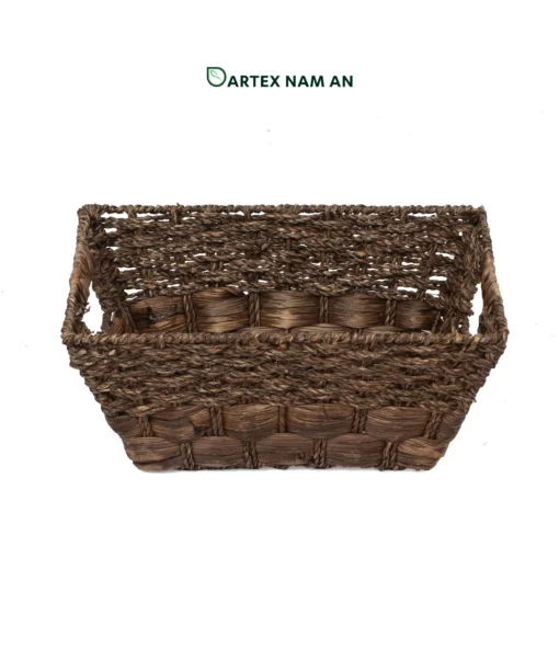 Maximize organizational style with our tapered Wholesale Storage Basket. Handwoven from dark brown seagrass and water hyacinth. Perfect for HORECA room amenities, modern office shelves, and lifestyle retail. Nested design reduces shipping volumes. Bulk ready.