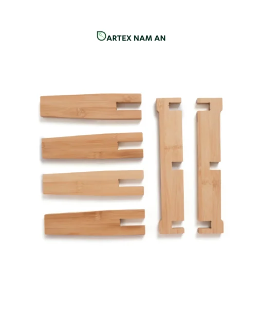 Streamline shipping costs with our flat-pack Wholesale Plant Stand crafted from 100% natural bamboo. Features an interlocking, tool-free X-frame design. Ideal for Japandi, Scandinavian, and Minimalist interior styles. Heavy-duty, sustainable, and bulk-ready for HORECA and retail distribution.