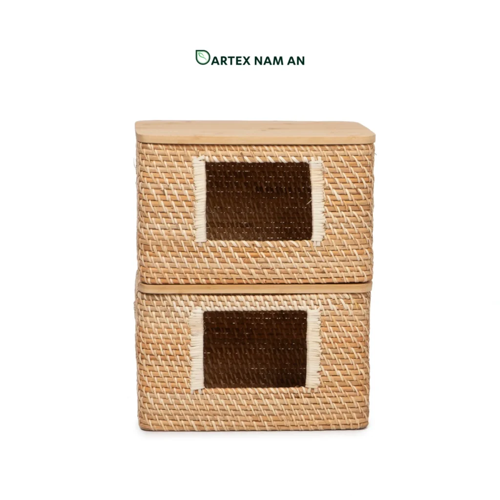 Optimize commercial vertical space with our modular stackable Wholesale Rattan Basket. Hand-woven rattan with solid bamboo lids and front-access windows for easy retrieval. Perfect for HORECA room amenities, offices, and modern retail. Bulk ready.